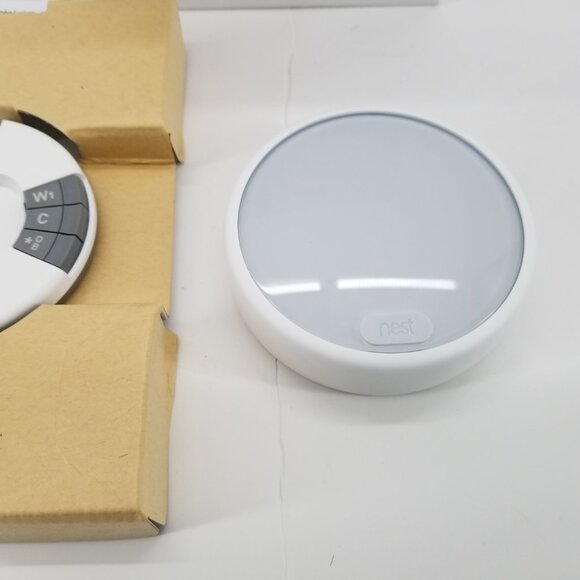 Google T4000ES, Nest Thermostat E, Smart Thermostat White A0063 - Picture 2 of 10